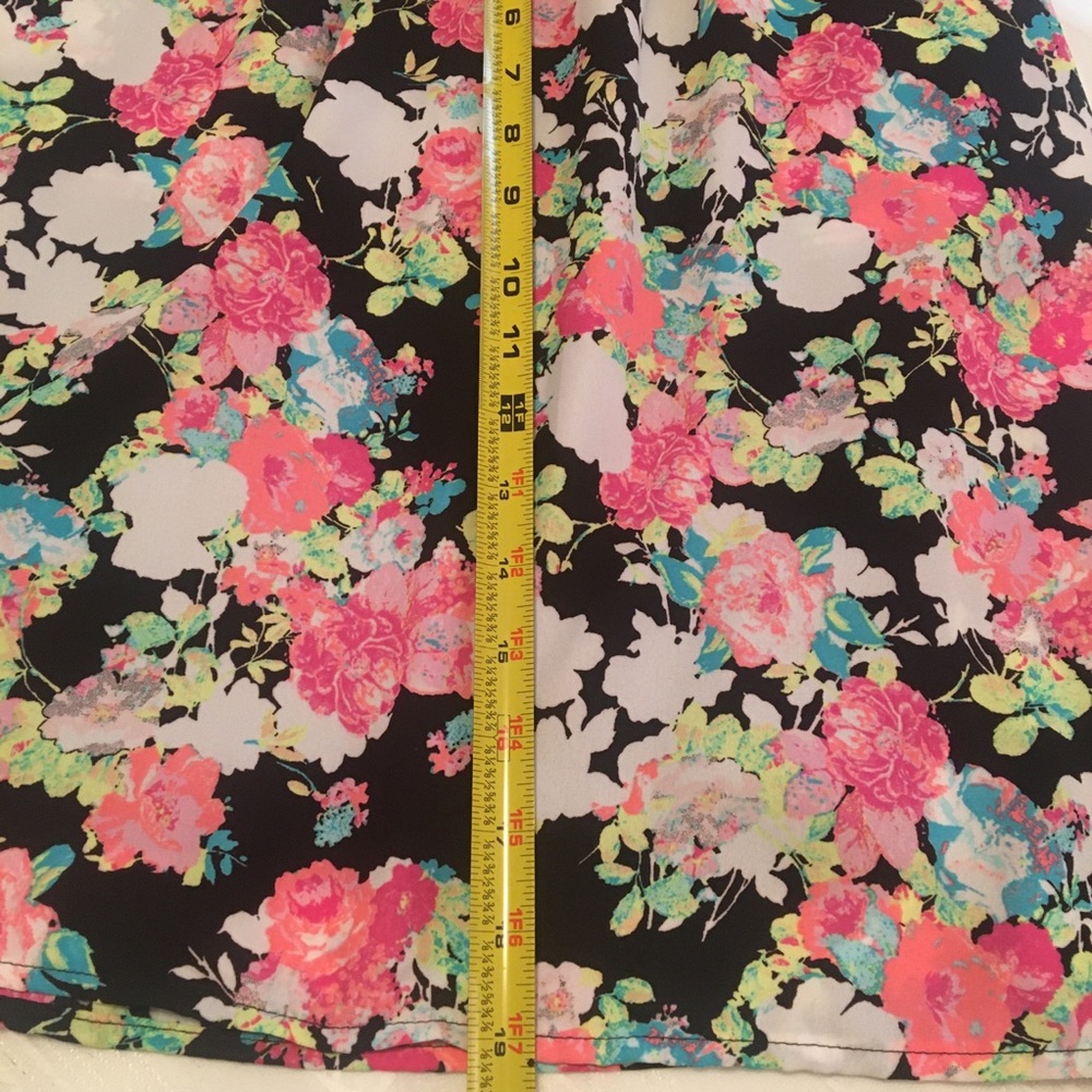 🎉 Xhilaration Junior’s floral racer back dress - Picture 7 of 7